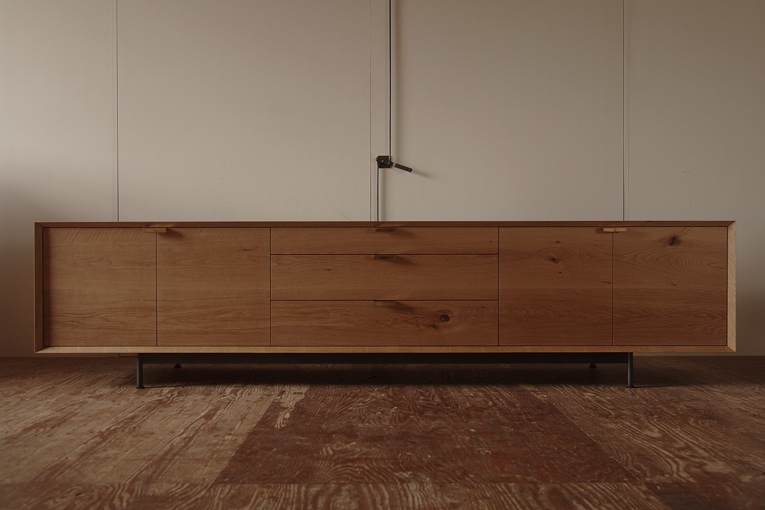 credenza oak